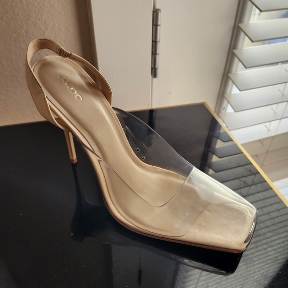 Shoes - Picture 3 of 6